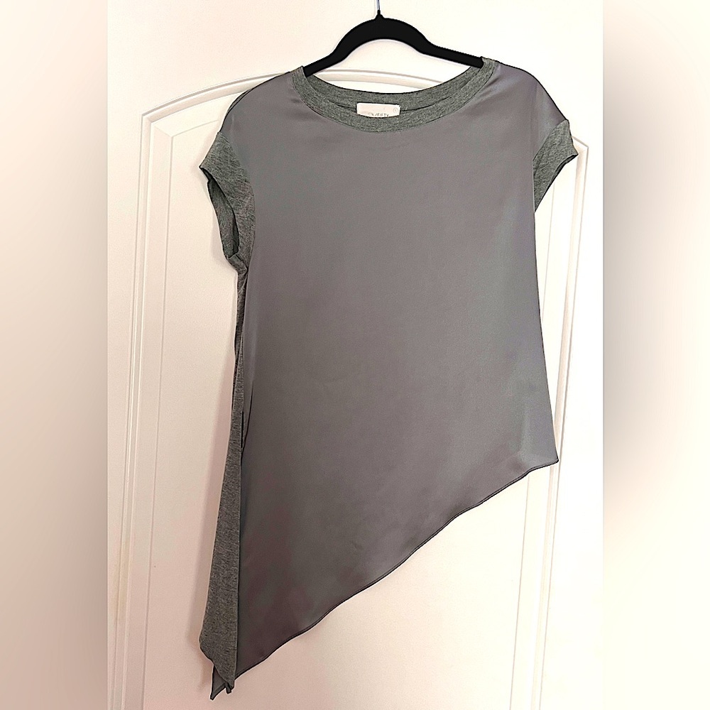 Six Fifty Grey Mixed Media Asymmetrical‎ Hem Satin Knit Top Style 106T Small